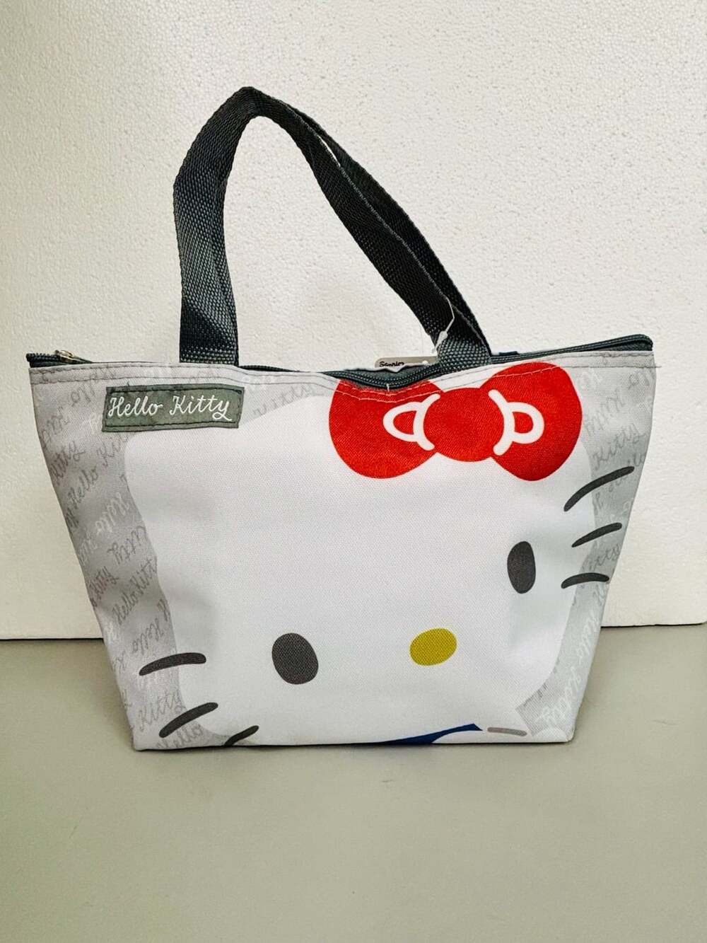 Sanrio Hello Kitty Insulated Lunch Tote Bag Grey